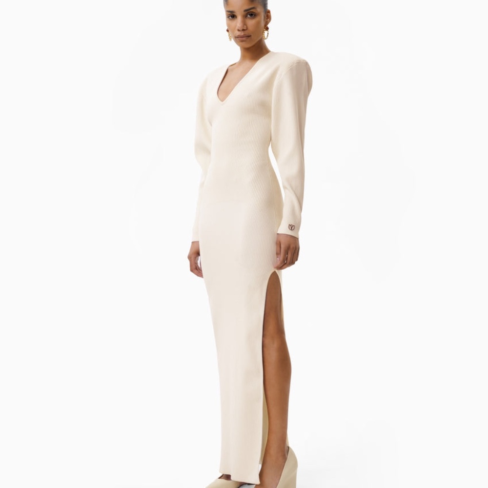 Dodiee EVE deep v shoulder maxi dress in cream